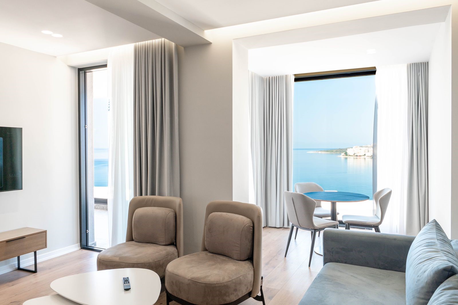 BOE Luxury Hotel