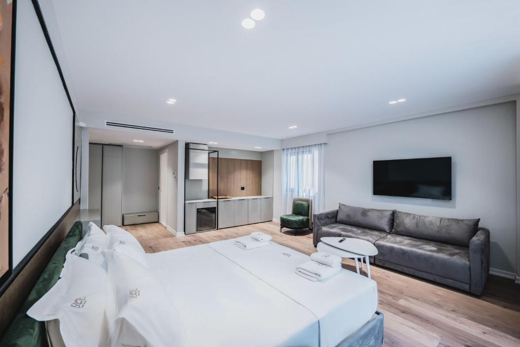Suite with Balcony